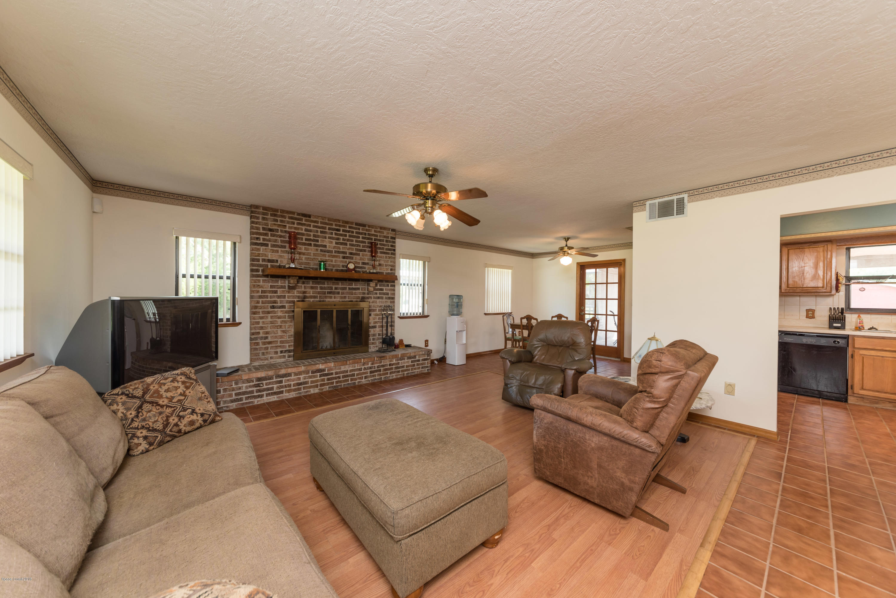 3715 Maebert Road Mims, FL 32754 - Photo 5 of 34 Family Room View 3