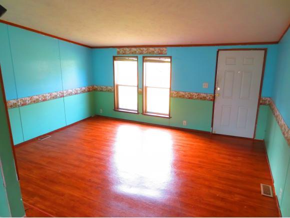 346 East Ripley Street Osgood, IN 47037 - Photo 4 of 15 Gallery Image 4