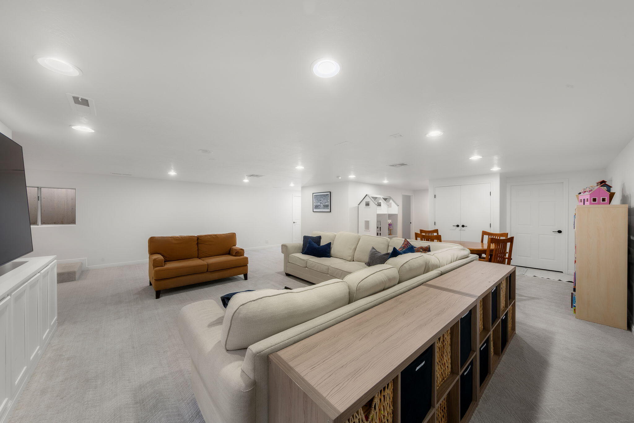 558 Del Mar Drive St. George, UT 84790 - Photo 32 of 74 basement family room