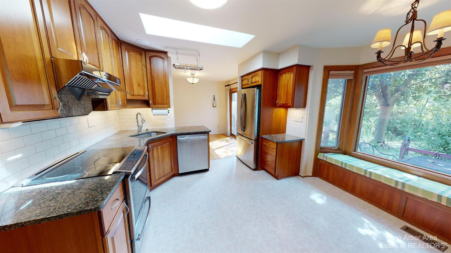 2235 Prairie Street Ann Arbor, MI 48105 - Photo 4 of 34 Photo 4