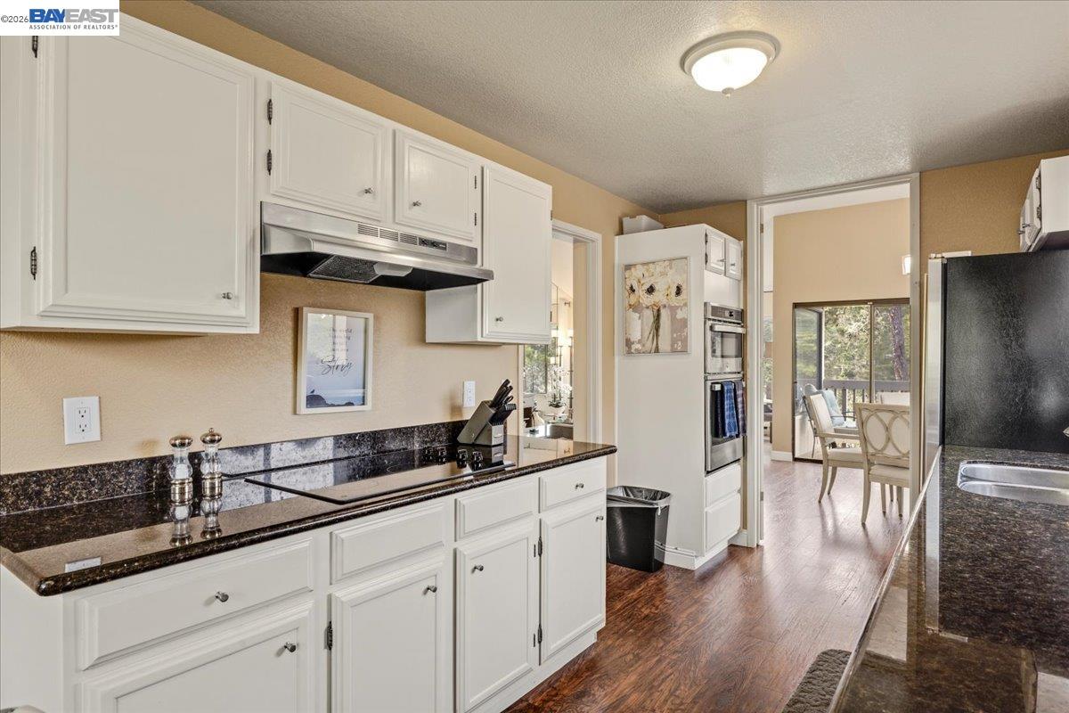 4 Shepherds Knoll Road Monterey, CA 93940 - Photo 9 of 16
