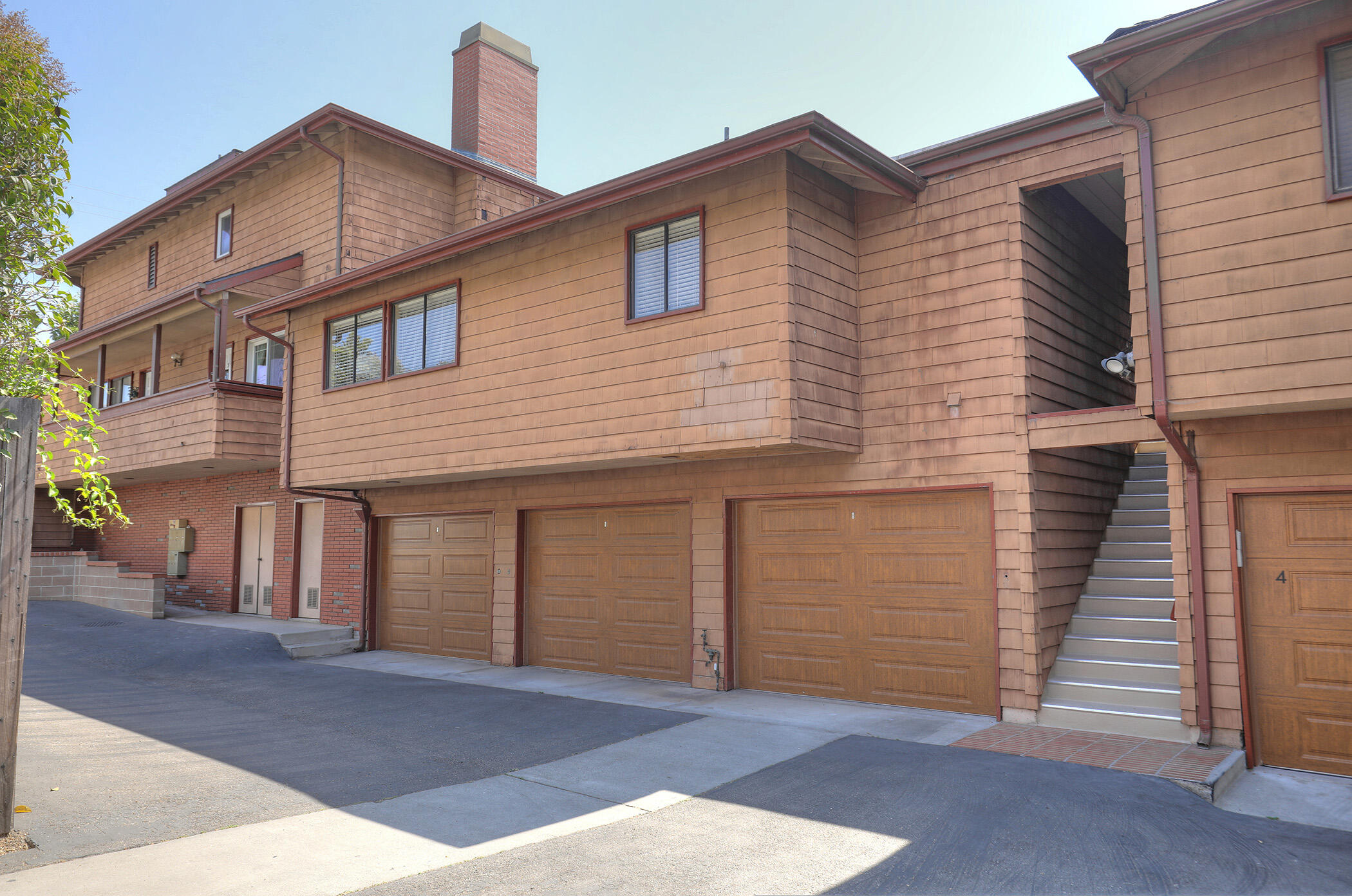 1815 Bath Street, Unit 4 Santa Barbara, CA 93101 - Photo 2 of 19 a view of backyard of a house