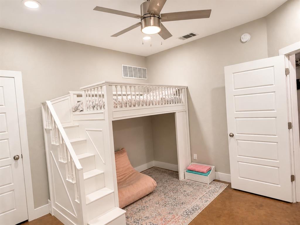 7204 Montgomery Road Midlothian, TX 76065 - Photo 28 of 32 Bedroom 1