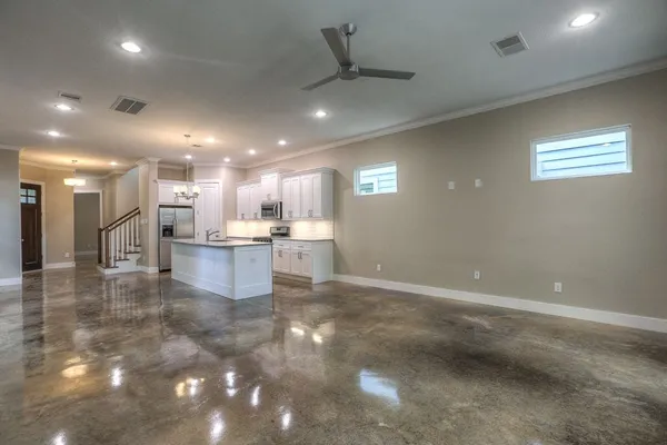 $3,500 | 3619 Alba Road, Houston, TX 77018