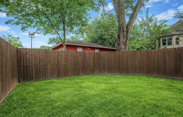 $3,500 | 3619 Alba Road, Houston, TX 77018