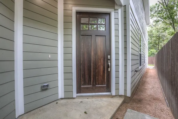 $3,500 | 3619 Alba Road, Houston, TX 77018