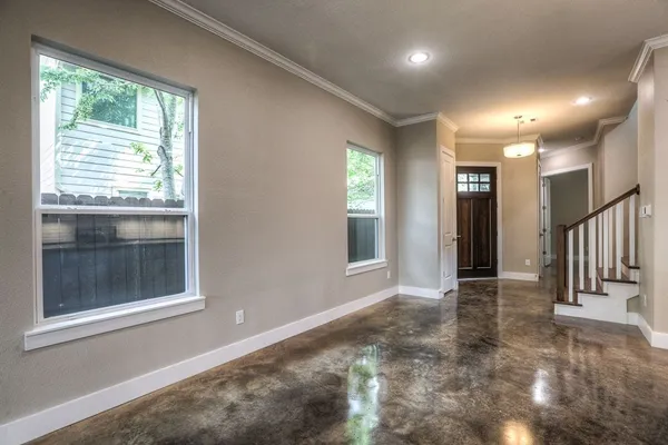 $3,500 | 3619 Alba Road, Houston, TX 77018