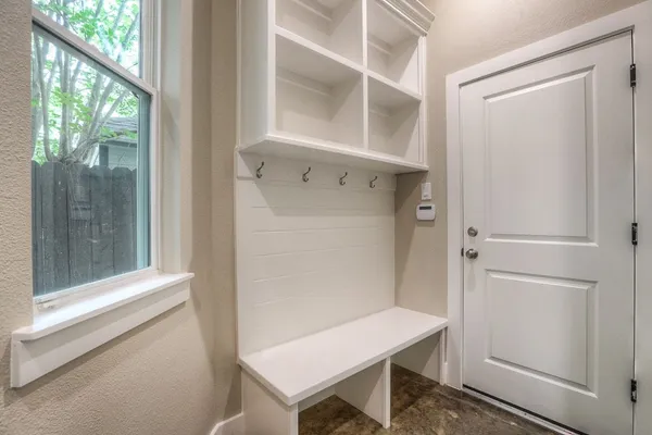 $3,500 | 3619 Alba Road, Houston, TX 77018