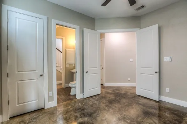 $3,500 | 3619 Alba Road, Houston, TX 77018