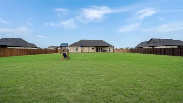 $379,000 | 16265 Eagle Lane, Lindale, TX 75771
