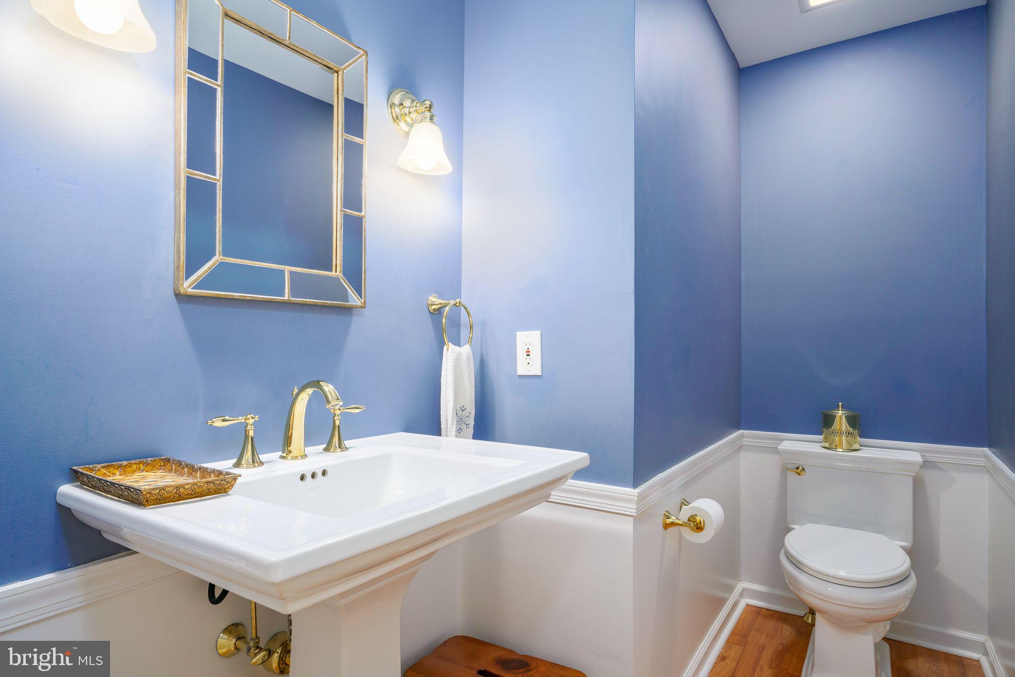 624 Warwick Road Haddonfield, NJ 08033 - Photo 26 of 43 a bathroom with a sink and a toilet