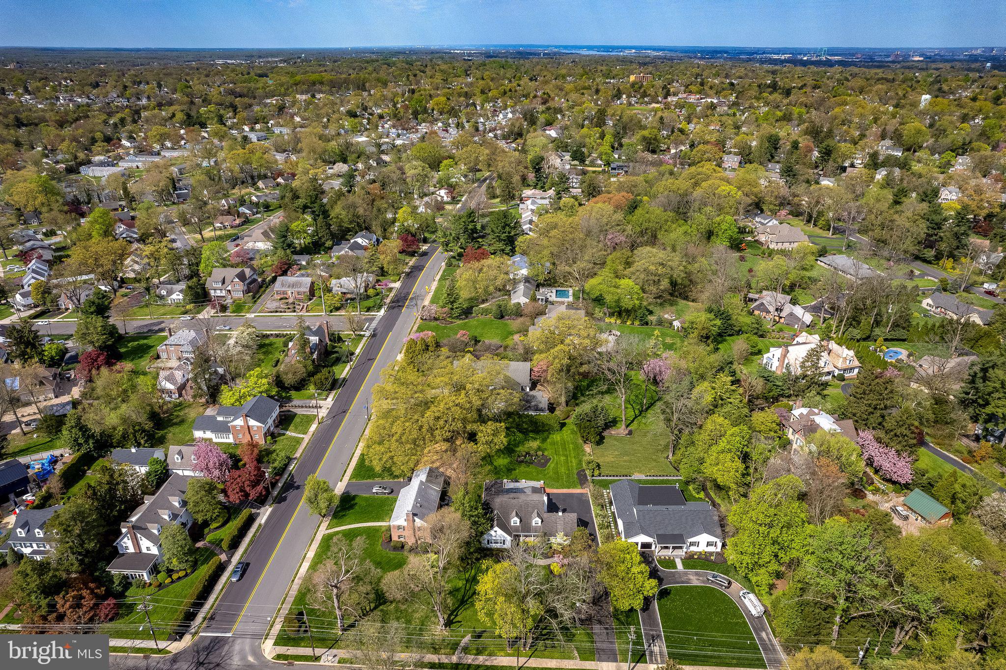624 Warwick Road Haddonfield, NJ 08033 - Photo 41 of 43 a view of a city