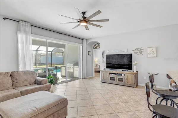 $610,000 | 11118 Foster Carriage Road, Lithia, FL 33547