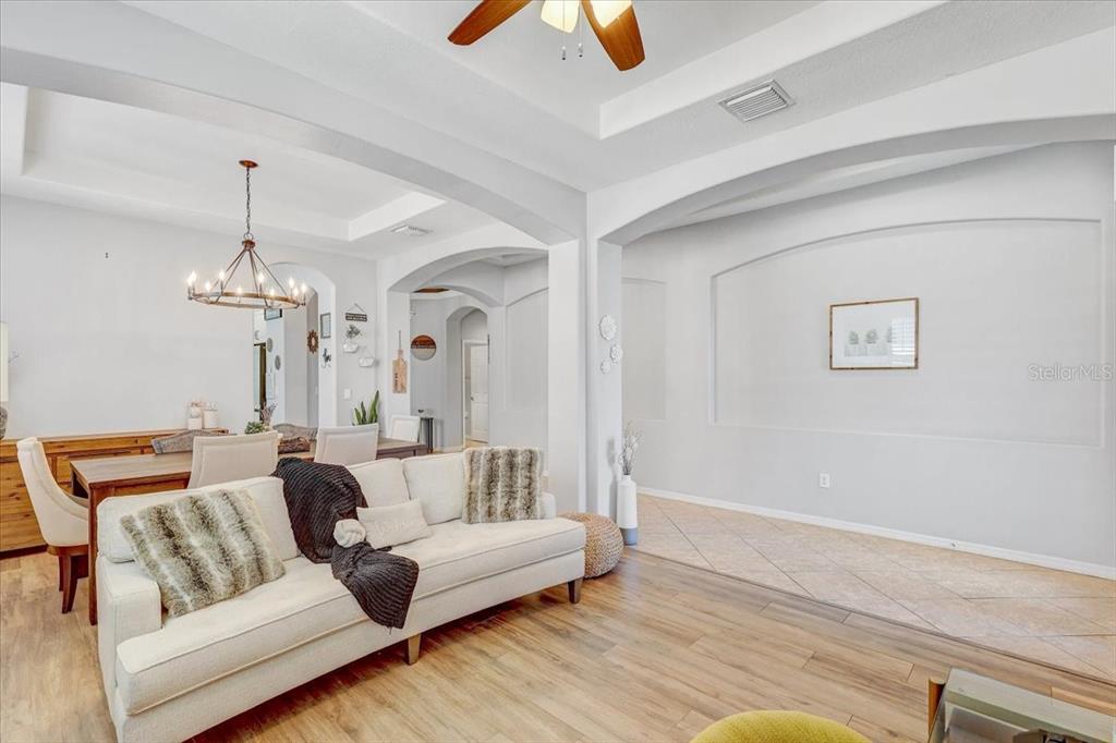 11118 Foster Carriage Road Lithia, FL 33547 - Photo 8 of 52