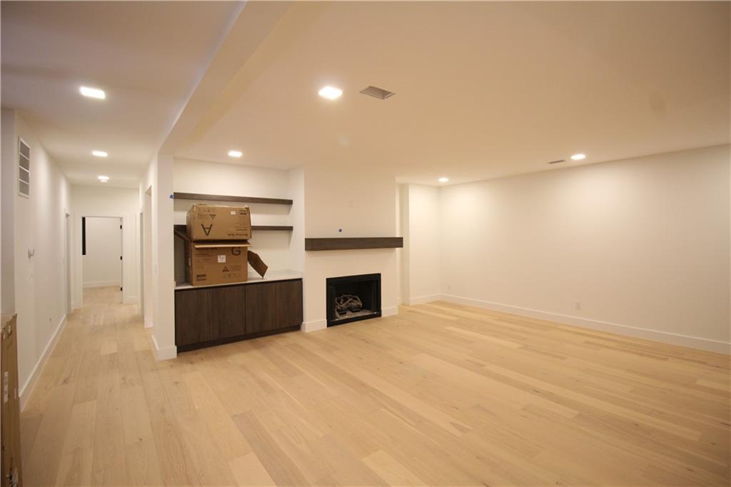 39 Johnson Ferry Road Sandy Springs, GA 30328 - Photo 33 of 61 Gallery Image 33