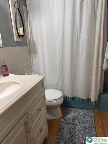 $425,000 | 2820 Green Acres Drive, Allentown, PA 18103