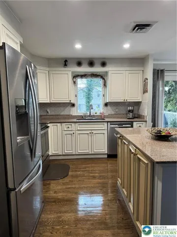 $425,000 | 2820 Green Acres Drive, Allentown, PA 18103