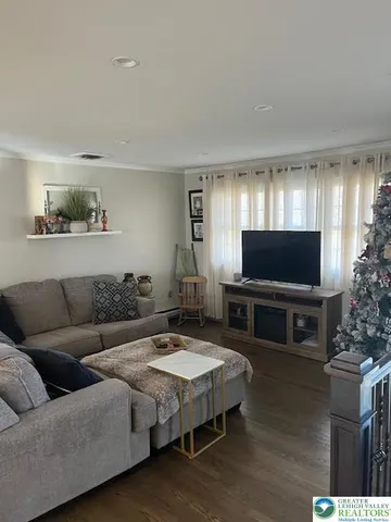 $425,000 | 2820 Green Acres Drive, Allentown, PA 18103