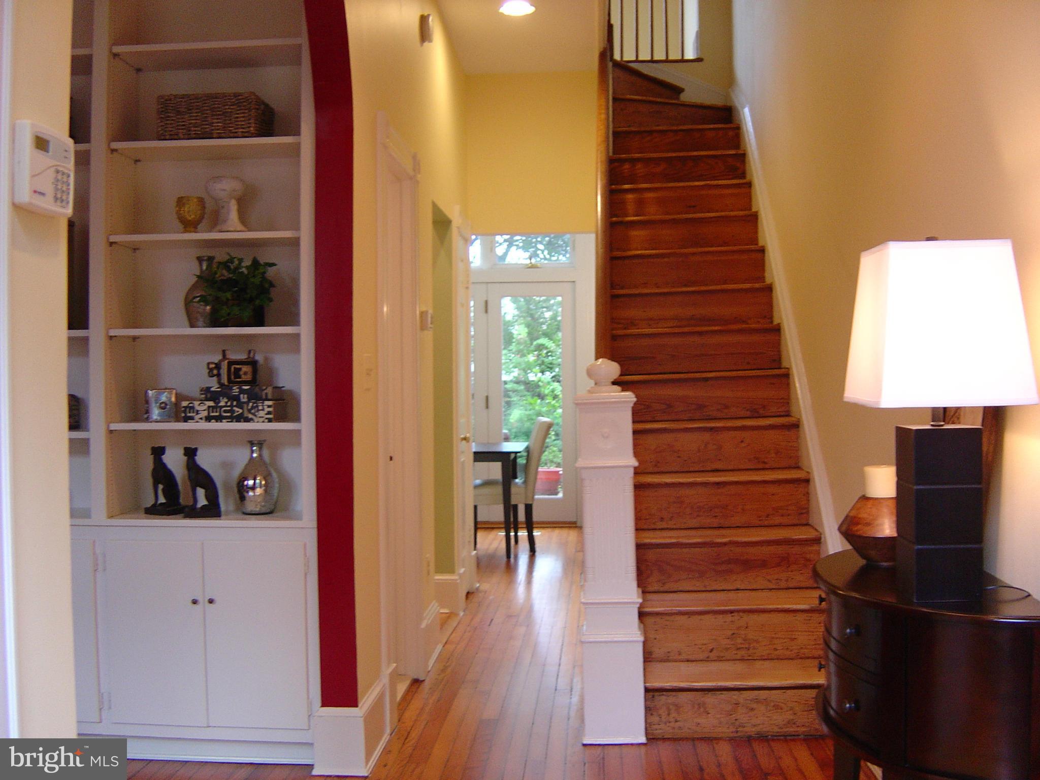 315 5th Street Southeast Washington, DC 20003 - Photo 3 of 29 Interior (General)