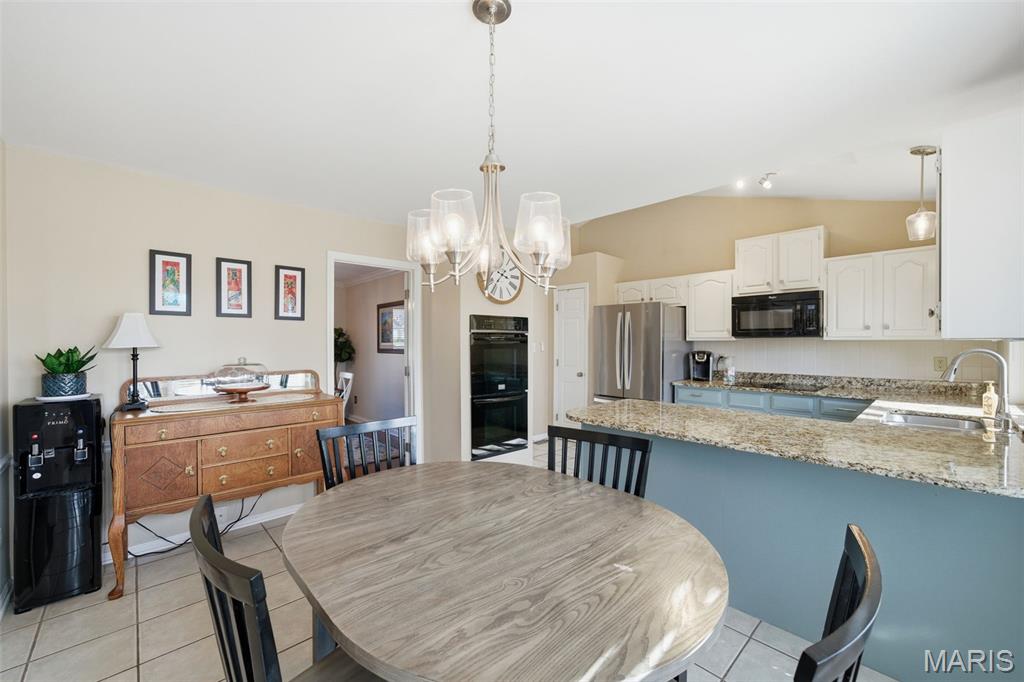 1670 Timber Ridge Estates Drive Wildwood, MO 63011 - Photo 20 of 63