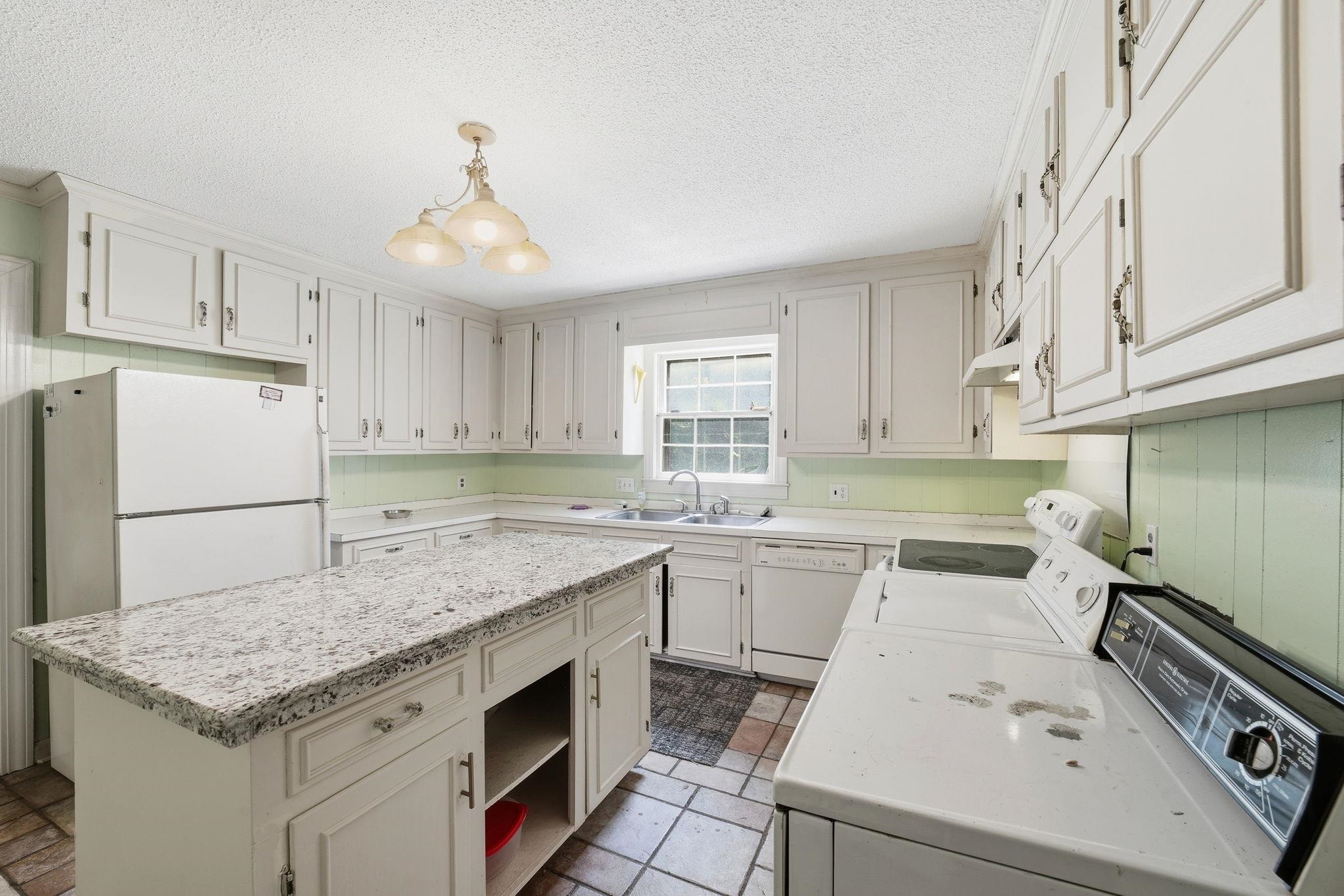 5347 State Rd S-34-29 Mullins, SC 29574 - Photo 17 of 59