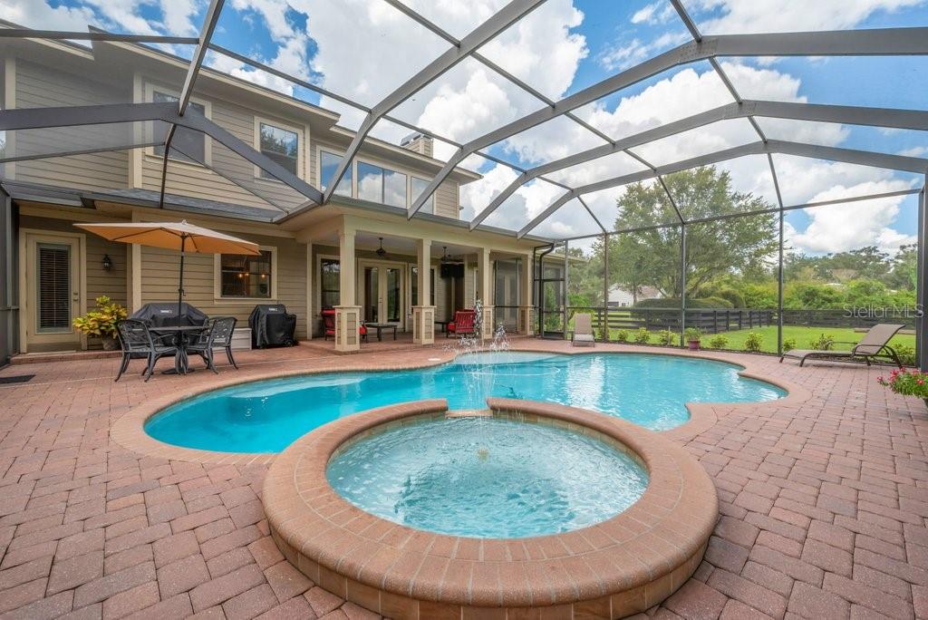 11832 Neal Road Lithia, FL 33547 - Photo 8 of 83 Gallery Image 8