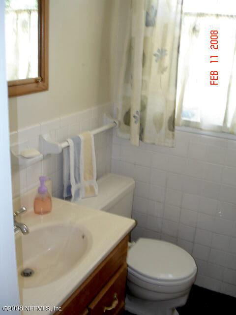 1503 Griflet Road Jacksonville, FL 32211 - Photo 7 of 9 bathroom
