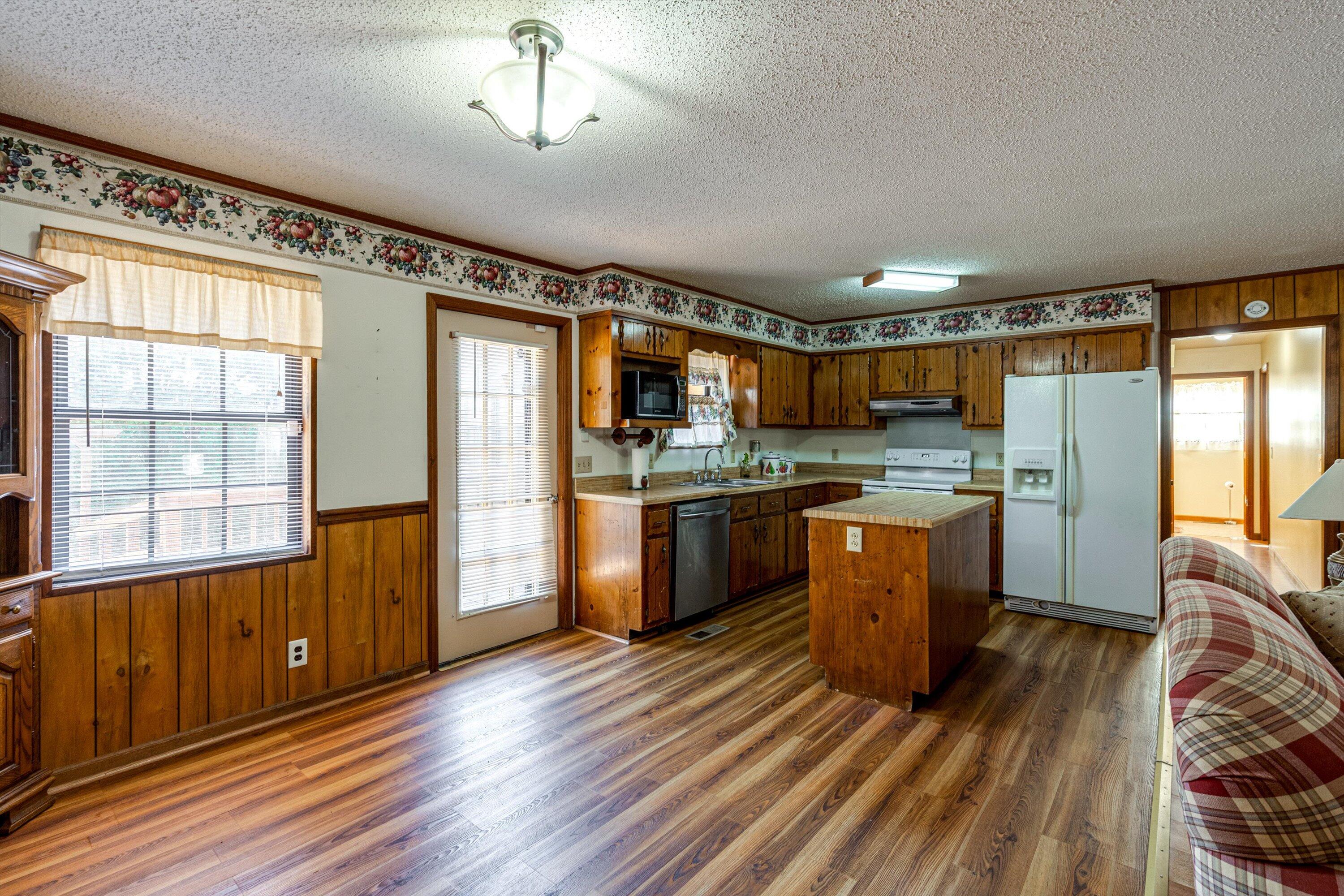 5232 Cohutta Varnell Road Cohutta, GA 30710 - Photo 5 of 27 10-5232 Cohutta Varnell-10
