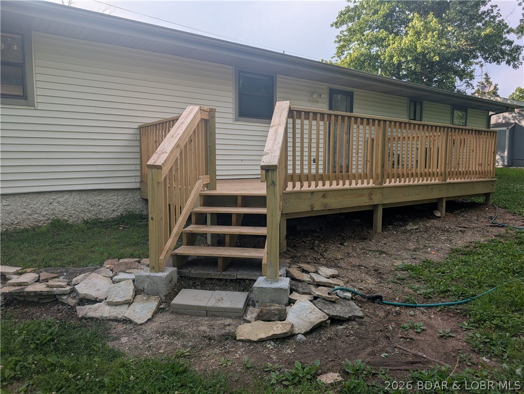 278 Ball Park Road Camdenton, MO 65020 - Photo 7 of 24 Deck on back