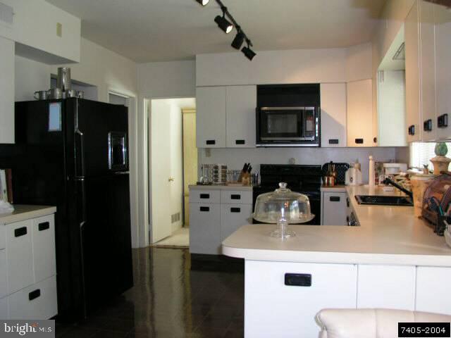 980 Clubhouse Road York, PA 17403 - Photo 4 of 9 Gallery Image 4