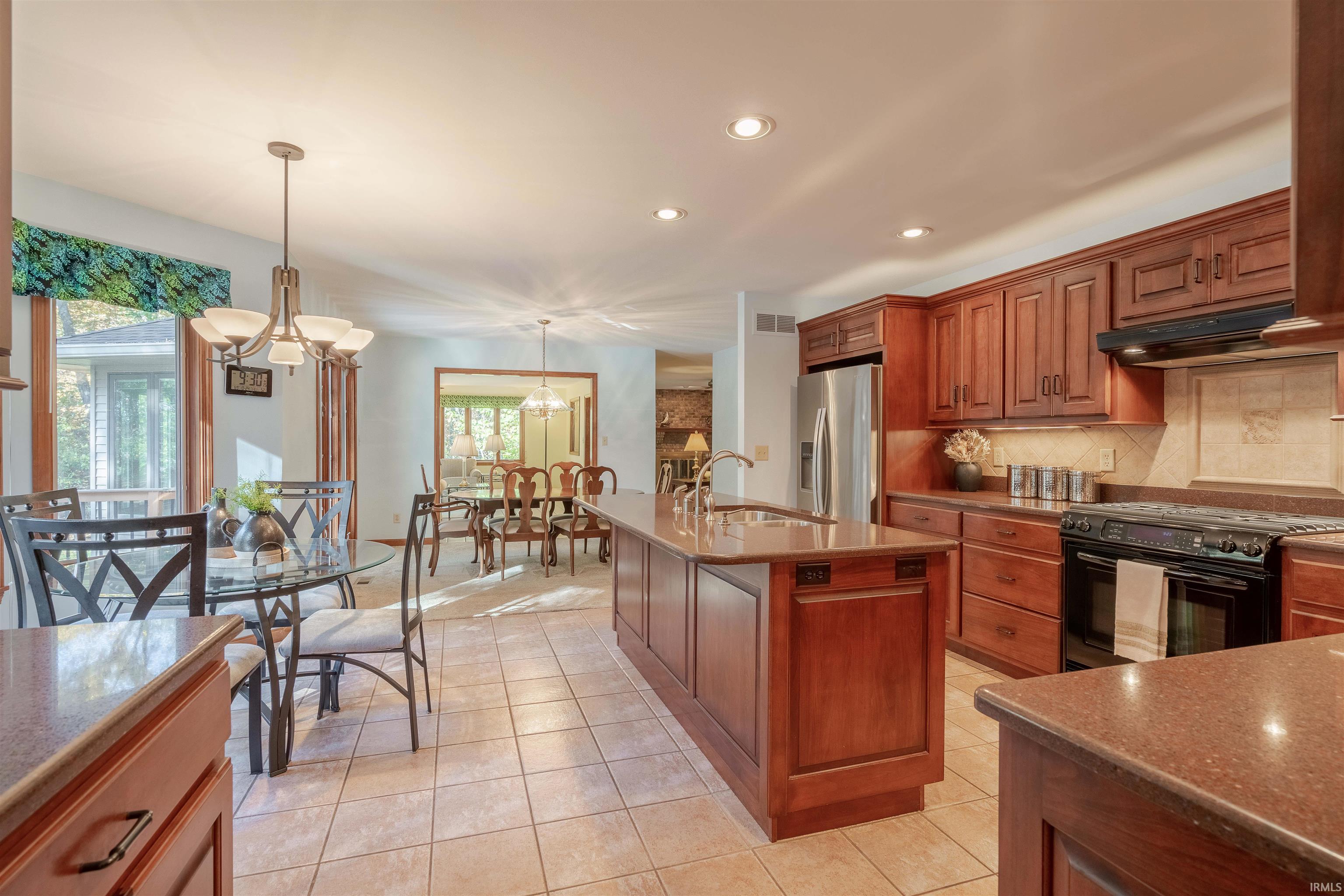 5101 Seven Hills Road Evansville, IN 47725 - Photo 11 of 28