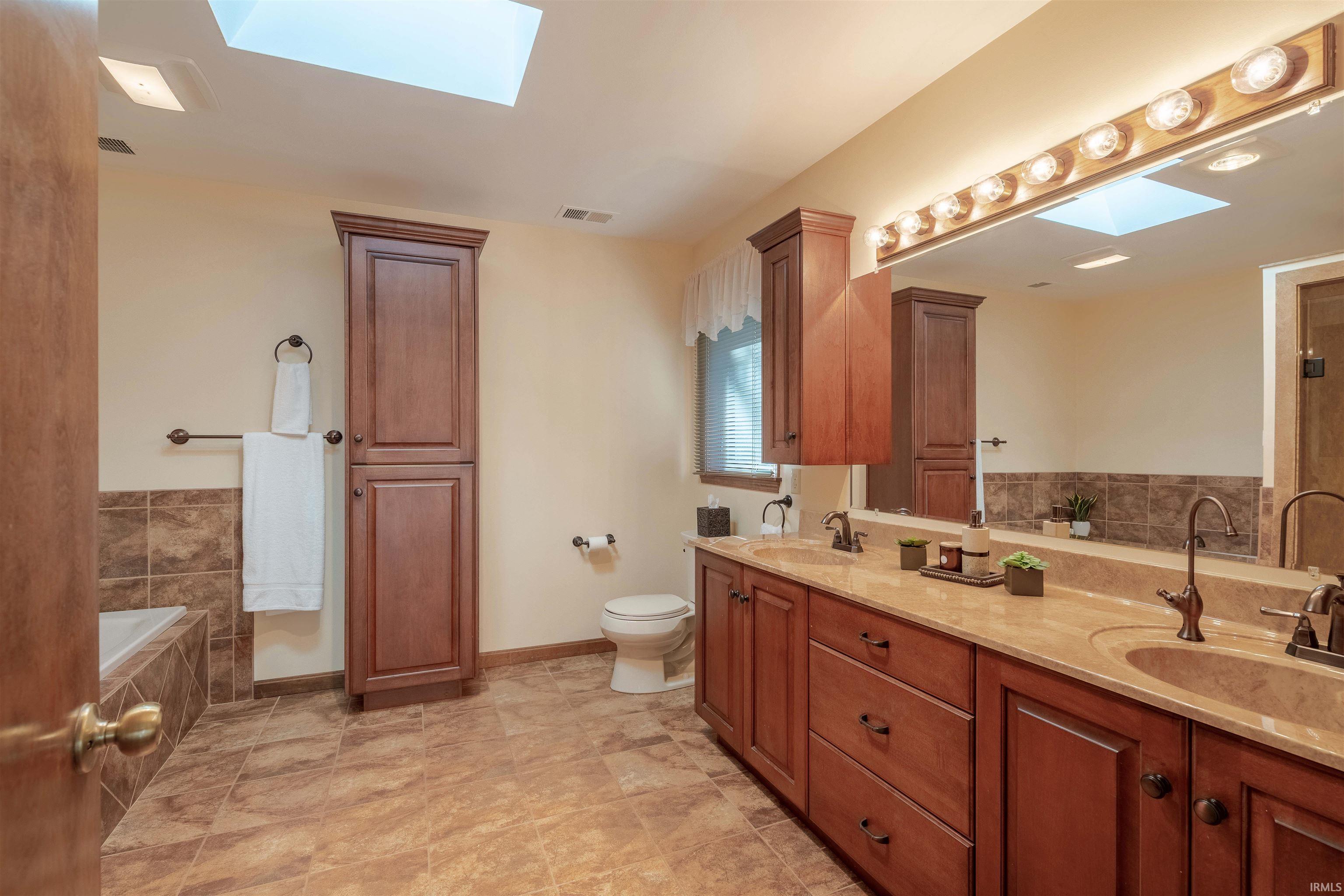 5101 Seven Hills Road Evansville, IN 47725 - Photo 16 of 28
