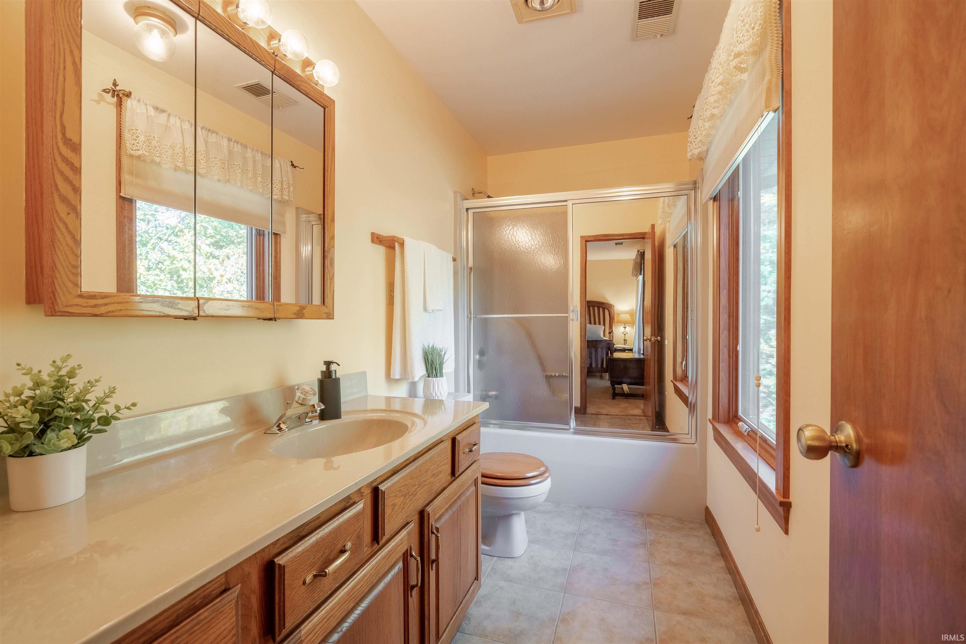 5101 Seven Hills Road Evansville, IN 47725 - Photo 19 of 28