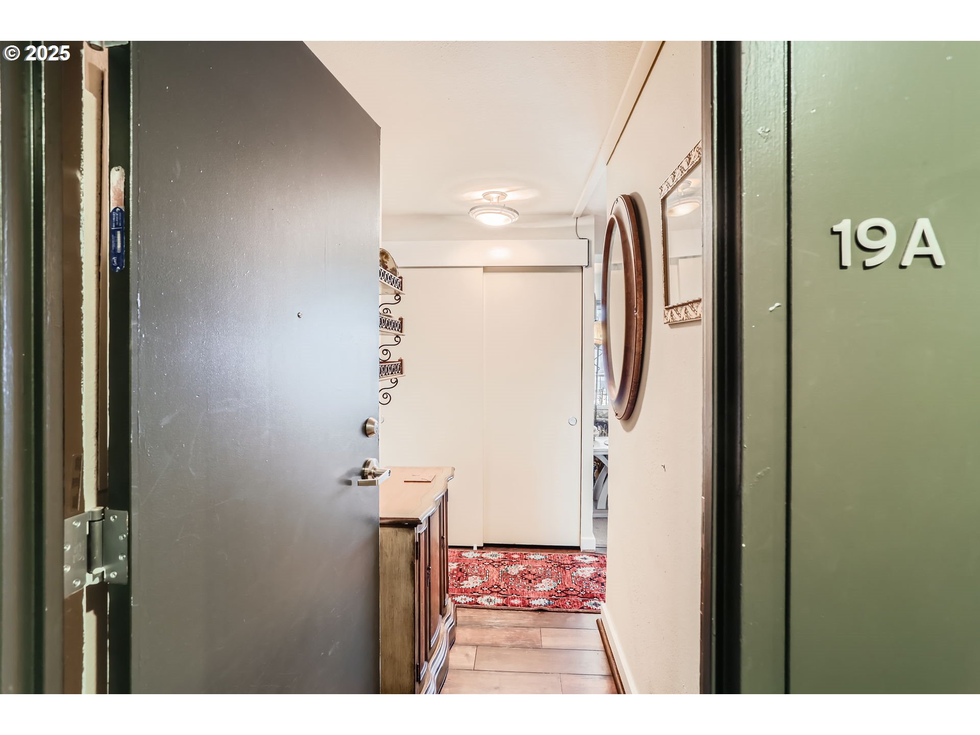 111 Southwest Harrison Street, Unit 19A Portland, OR 97201 - Photo 4 of 35 Entrance/Foyer