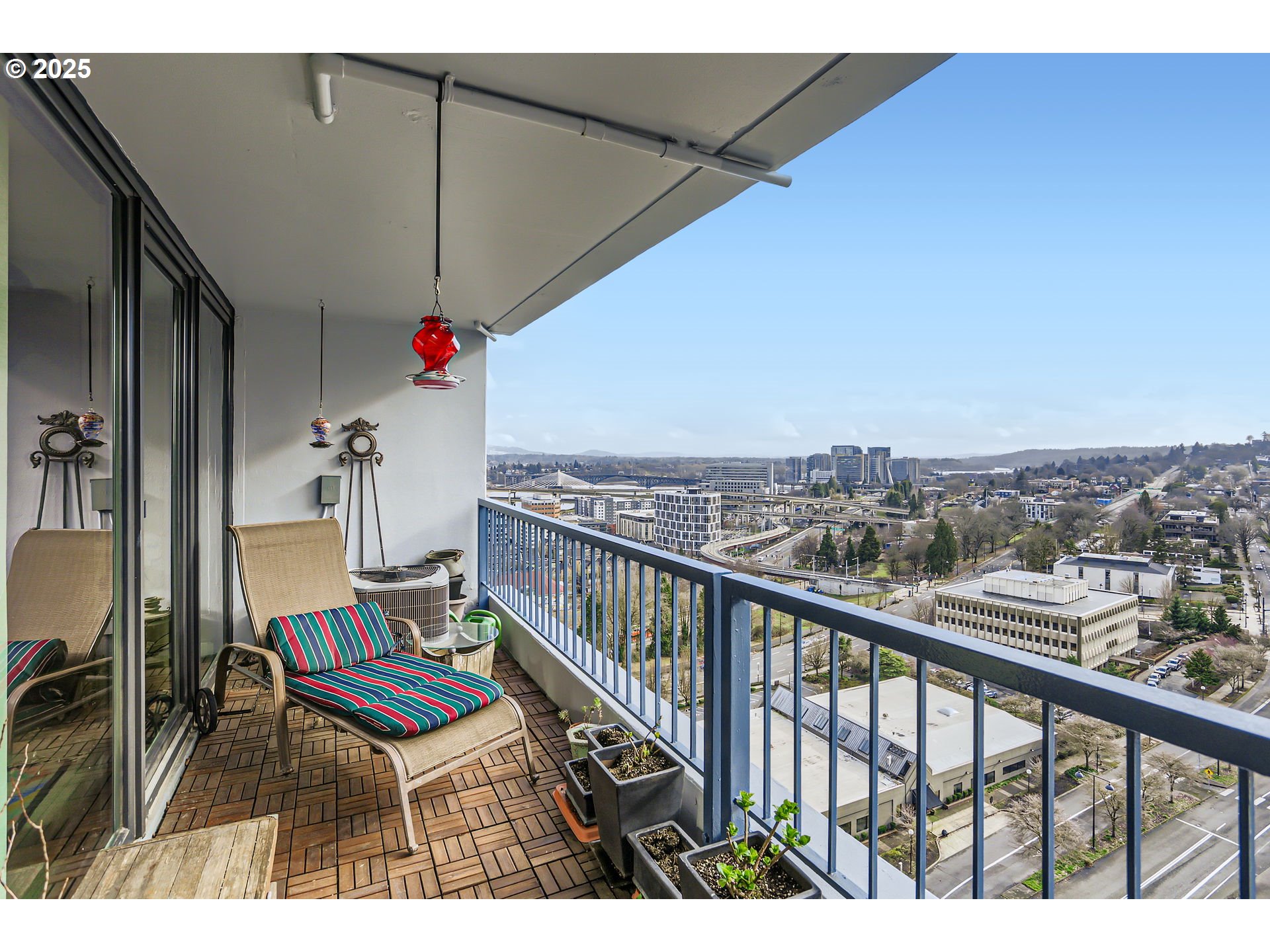111 Southwest Harrison Street, Unit 19A Portland, OR 97201 - Photo 7 of 35 Deck
