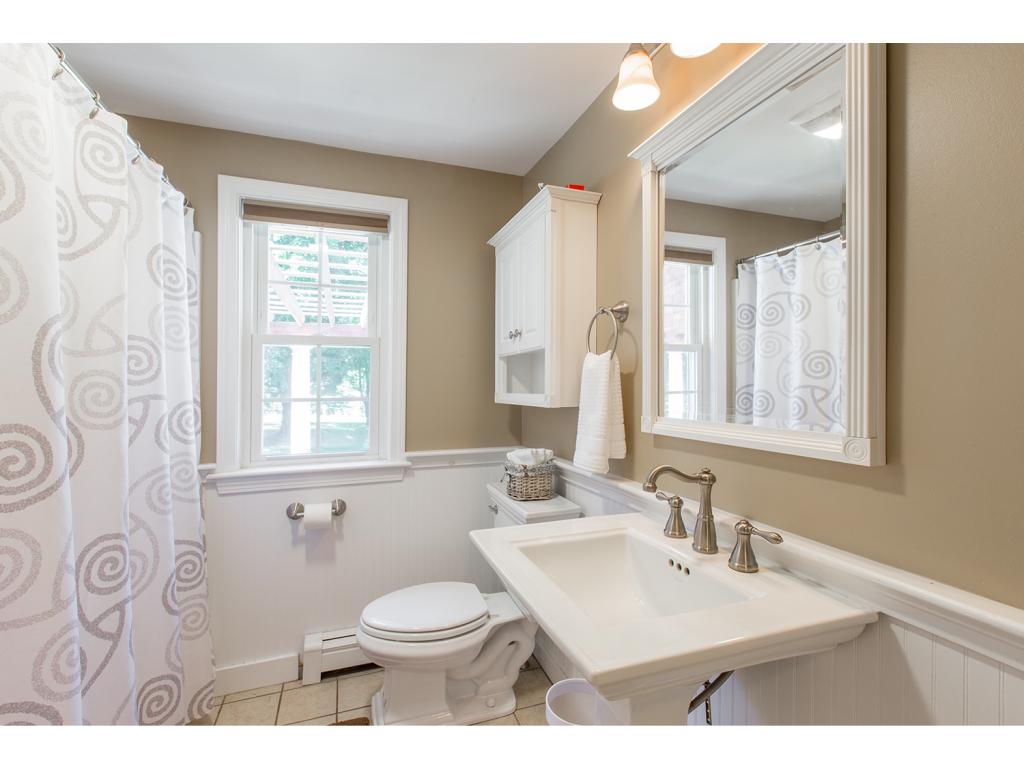 3 Sandy Point Road Stratham, NH 03885 - Photo 12 of 24