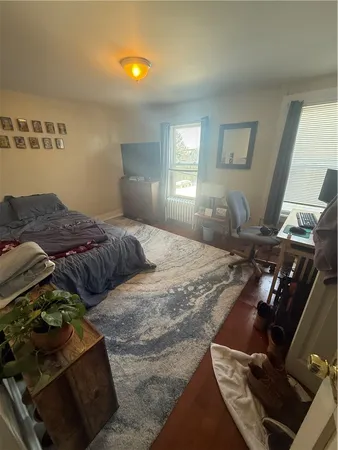 $3,600 | 9 Narragansett Avenue, Unit 2, Newport, RI 02840