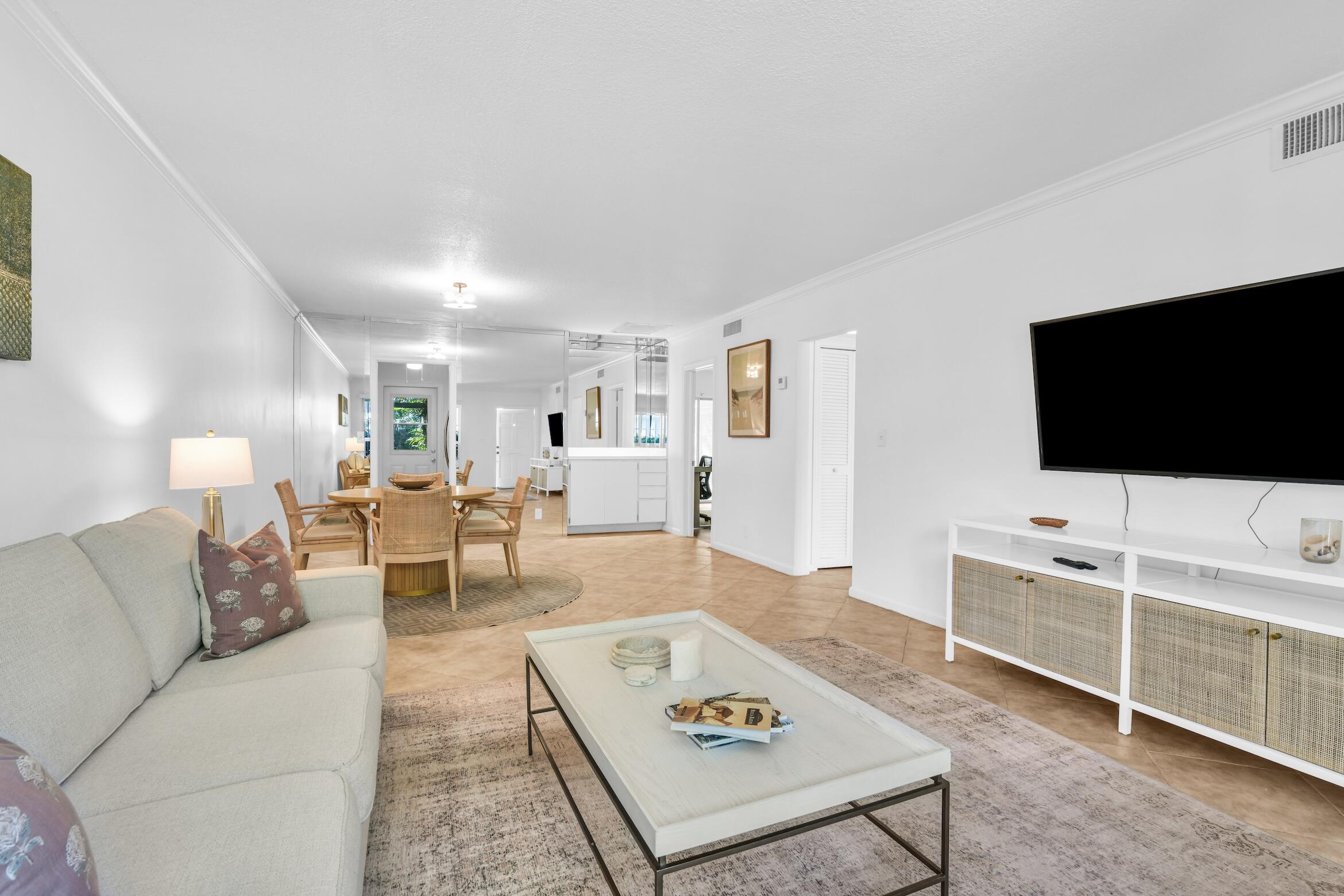 770 East Camino, Unit 50 Boca Raton, FL 33432 - Photo 6 of 31 770 E Camino Real 05, Boca Raton - 5