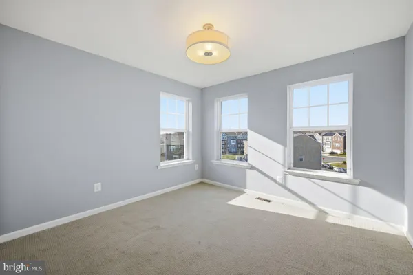 $3,400 | 9701 Tealbriar Drive, Unit 270, Upper Marlboro, MD 20772