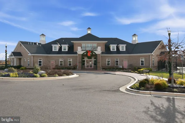 $3,400 | 9701 Tealbriar Drive, Unit 270, Upper Marlboro, MD 20772