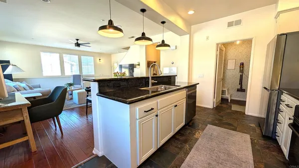$3,450 | 177 Via Montisi, Santee, CA 92071