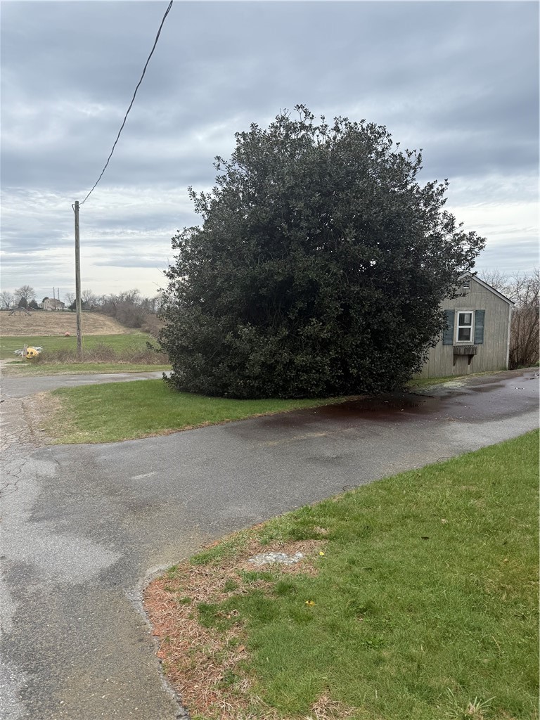 249 Middle Road Portsmouth, RI 02871 - Photo 7 of 10