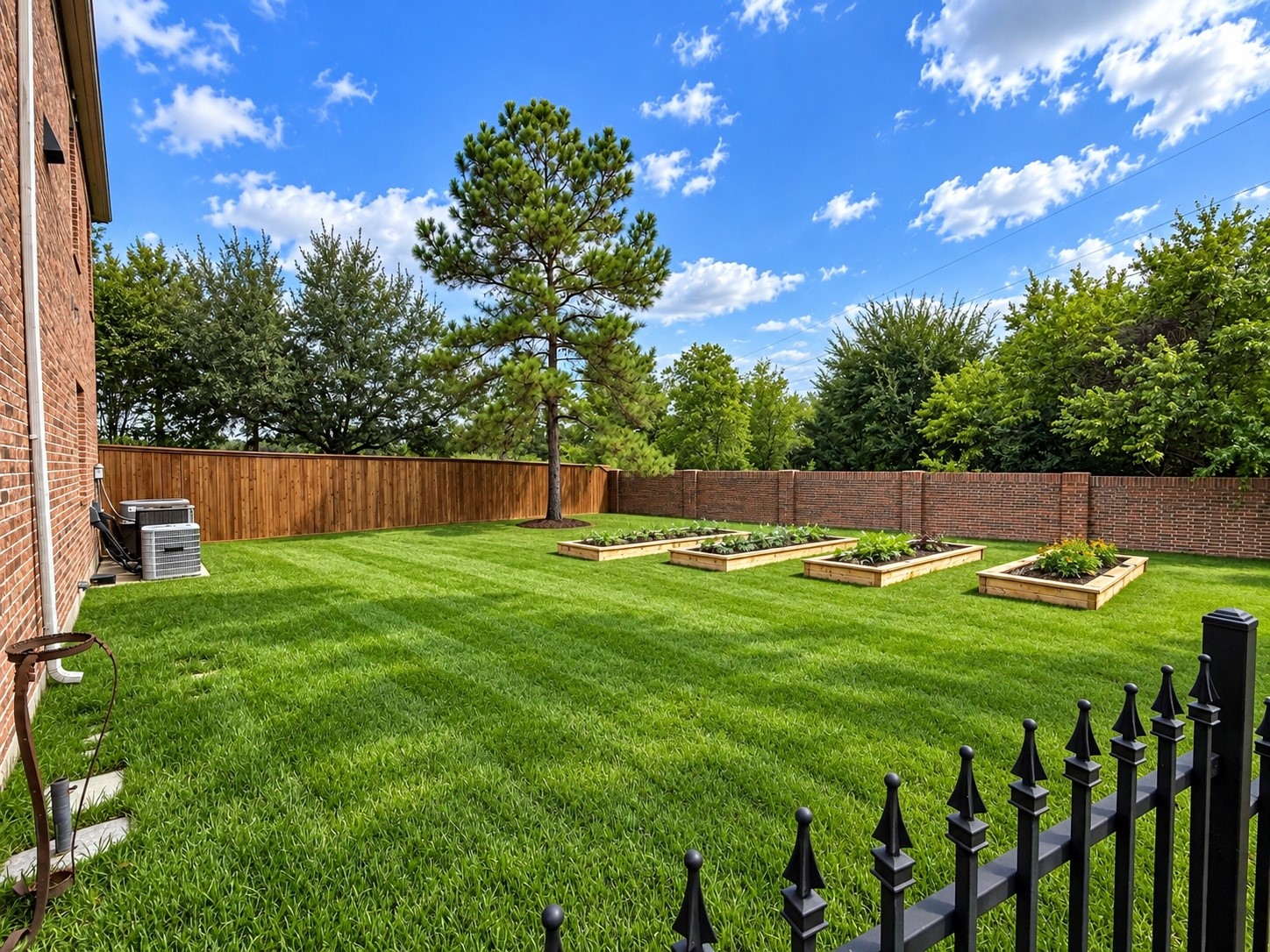 7 Compton Manor Drive Spring, TX 77379 - Photo 25 of 28 Fully fenced in side yard
Virtually enhanced