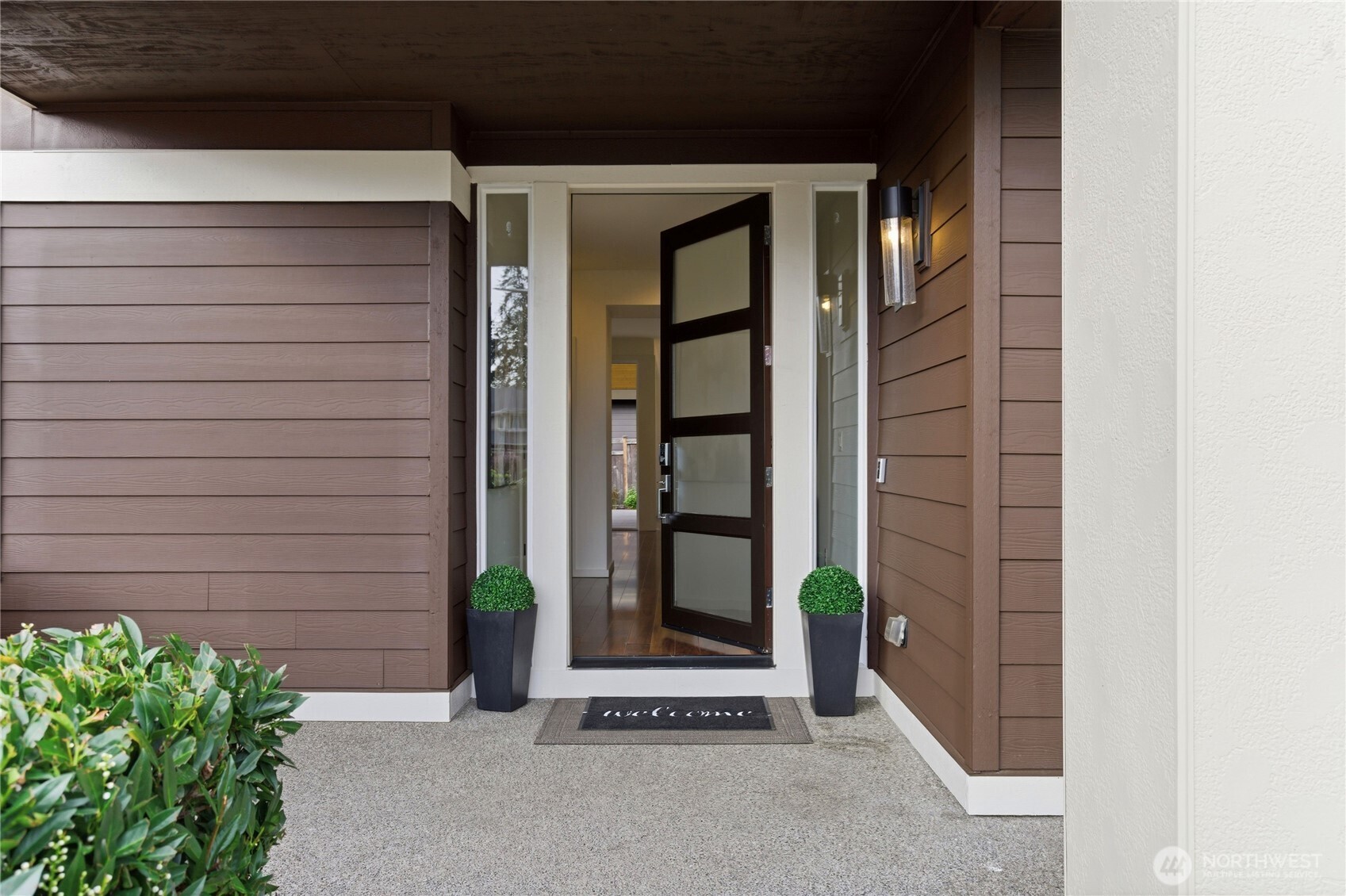 3806 Northeast 23rd Place Renton, WA 98056 - Photo 2 of 40