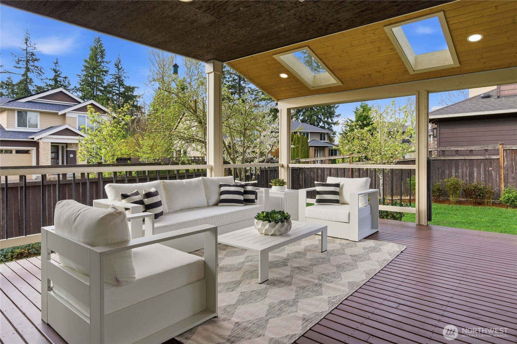 3806 Northeast 23rd Place Renton, WA 98056 - Photo 32 of 40