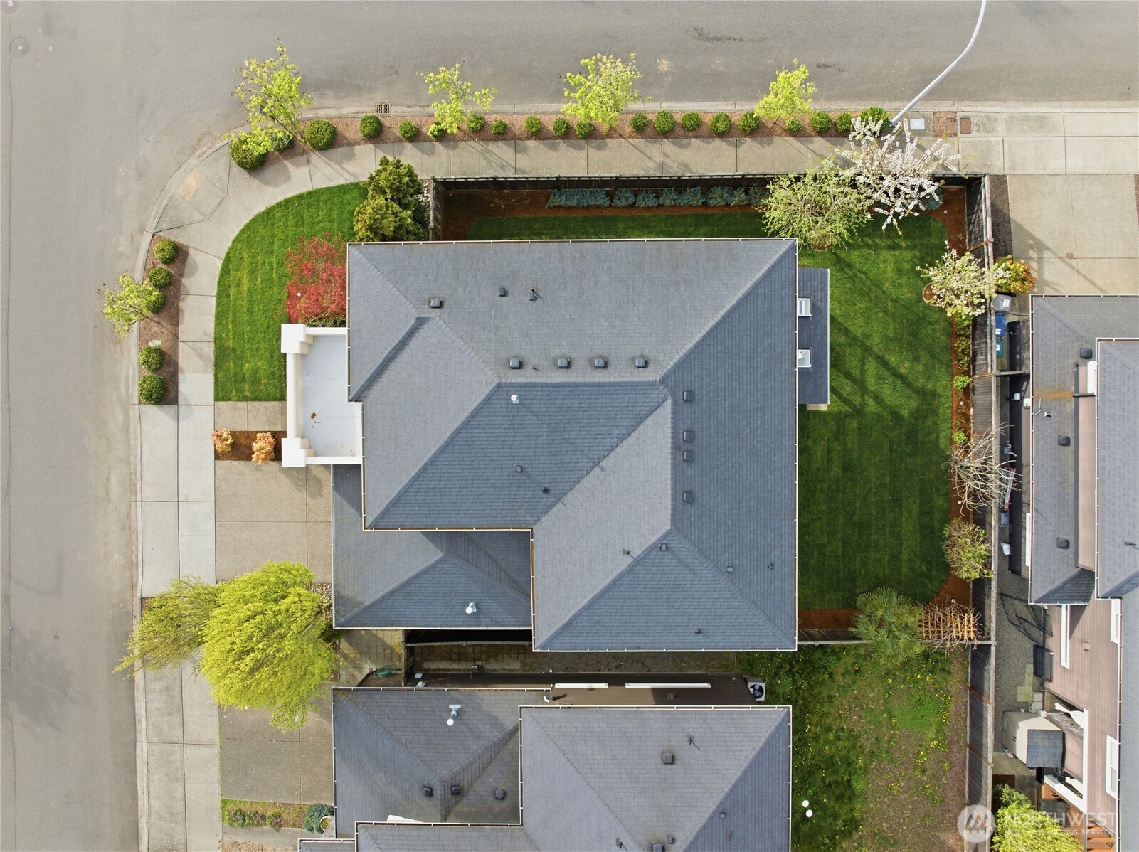 3806 Northeast 23rd Place Renton, WA 98056 - Photo 39 of 40