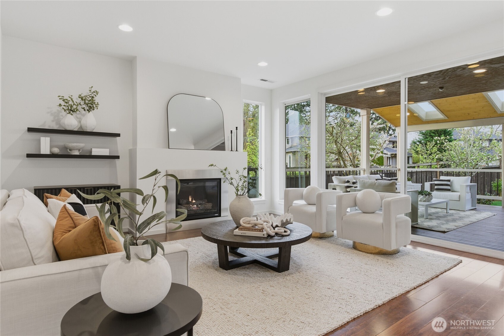 3806 Northeast 23rd Place Renton, WA 98056 - Photo 4 of 40