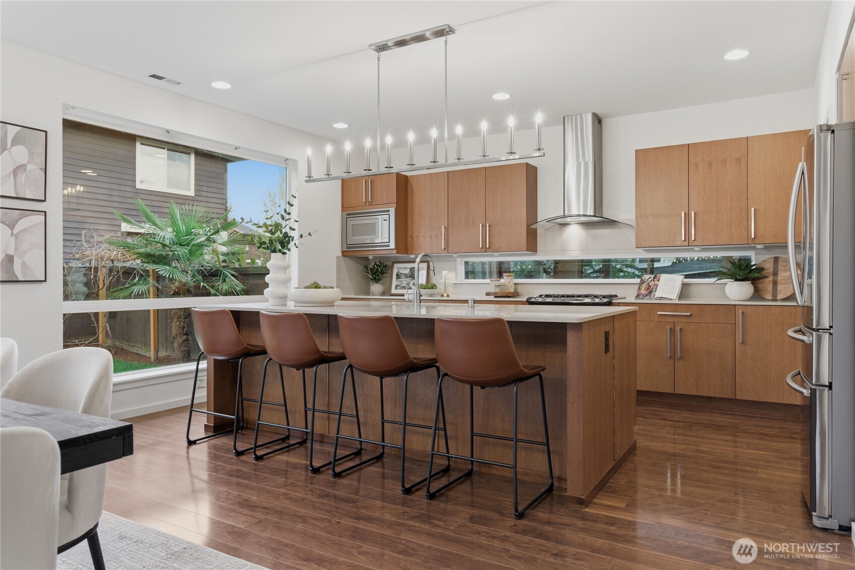 3806 Northeast 23rd Place Renton, WA 98056 - Photo 10 of 40