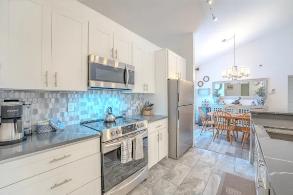 $650,000 | 65 Riverfront Drive, Unit 216, North Woodstock, NH 03262