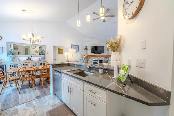 $650,000 | 65 Riverfront Drive, Unit 216, North Woodstock, NH 03262